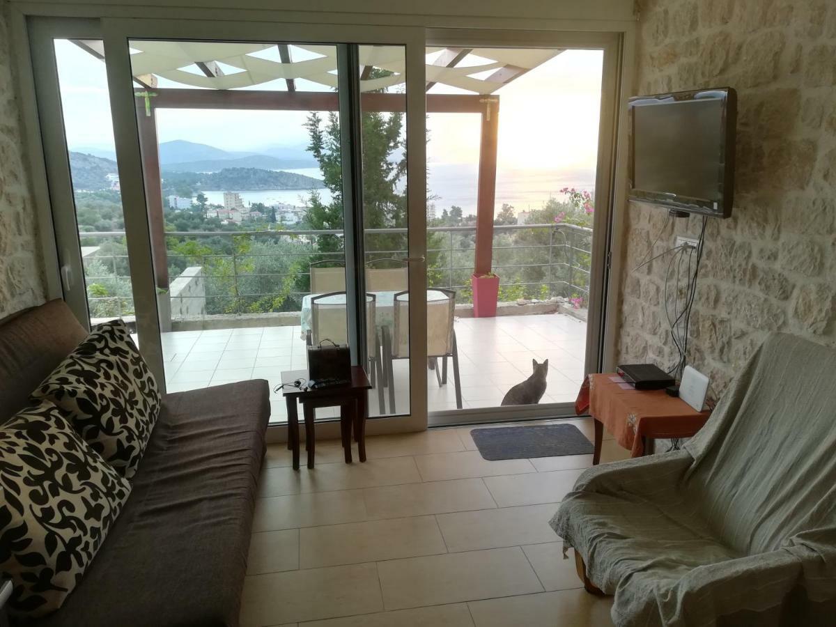 Villa Stone House In Olive Grove à Tolón Extérieur photo